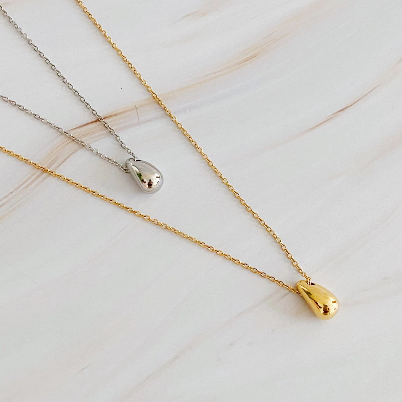 Liana Teardrop Necklace