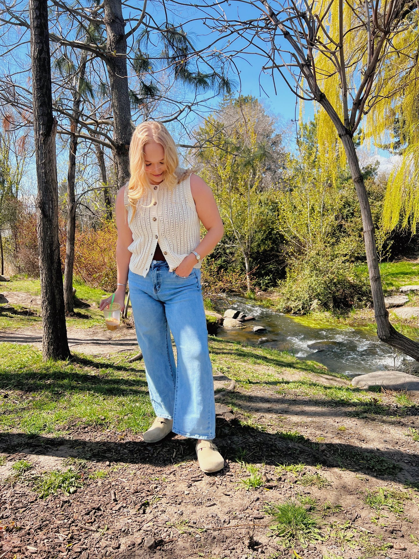 Vanilla Cream Sleeveless Cardigan